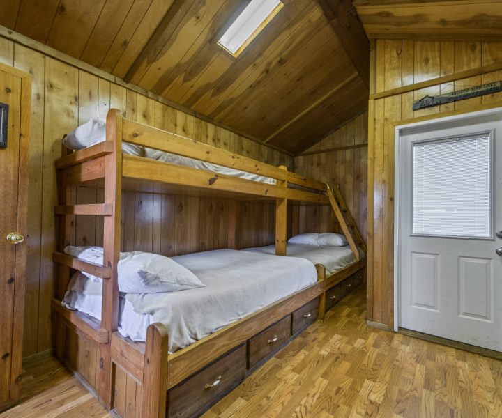 Boo Boo Cabins | Mark Twain Lake Jellystone Park