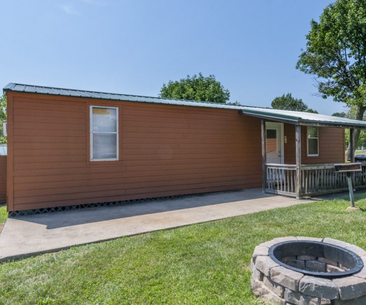Cindy Bear Cabin Rentals | Mark Twain Lake Jellystone Park