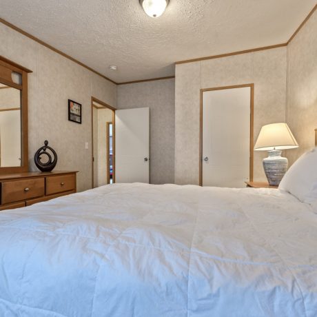 Cabin Rentals at Mark Twain Lake Jellystone Park