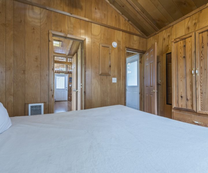 Ranger Smith Camping Cabins | Mark Twain Lake Jellystone Park