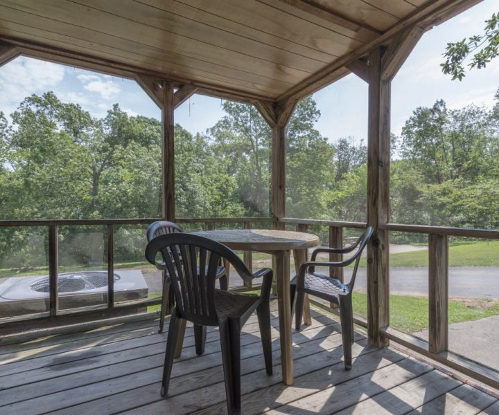 Ranger Smith Camping Cabins | Mark Twain Lake Jellystone Park