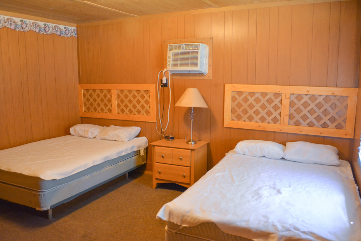 Cindy Bear Cabin Rentals | Mark Twain Lake Jellystone Park