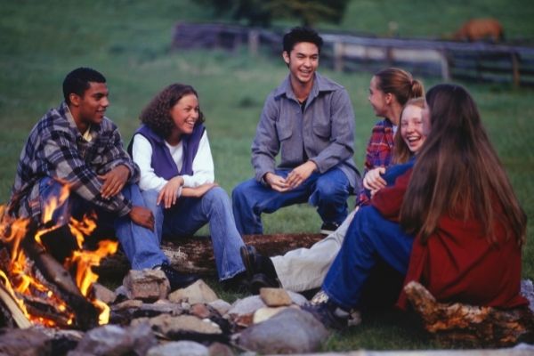 Campfire Games | Mark Twain Lake Jellystone Park™